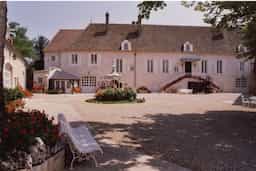 Domaine Bernard Delagrange et Fils logo